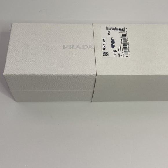 Authentic- New- PRADA Sunglasses SPR 17W Black - Picture 15 of 15